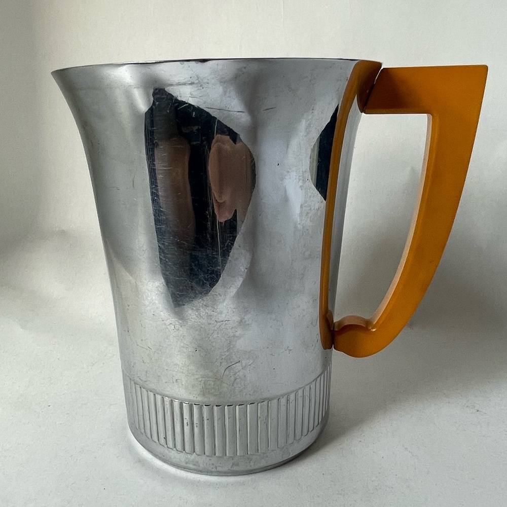 VINTAGE ANTIQUE CHASE USA CHROME ART DECO BAKELITE HANDLE PITCHER WATER